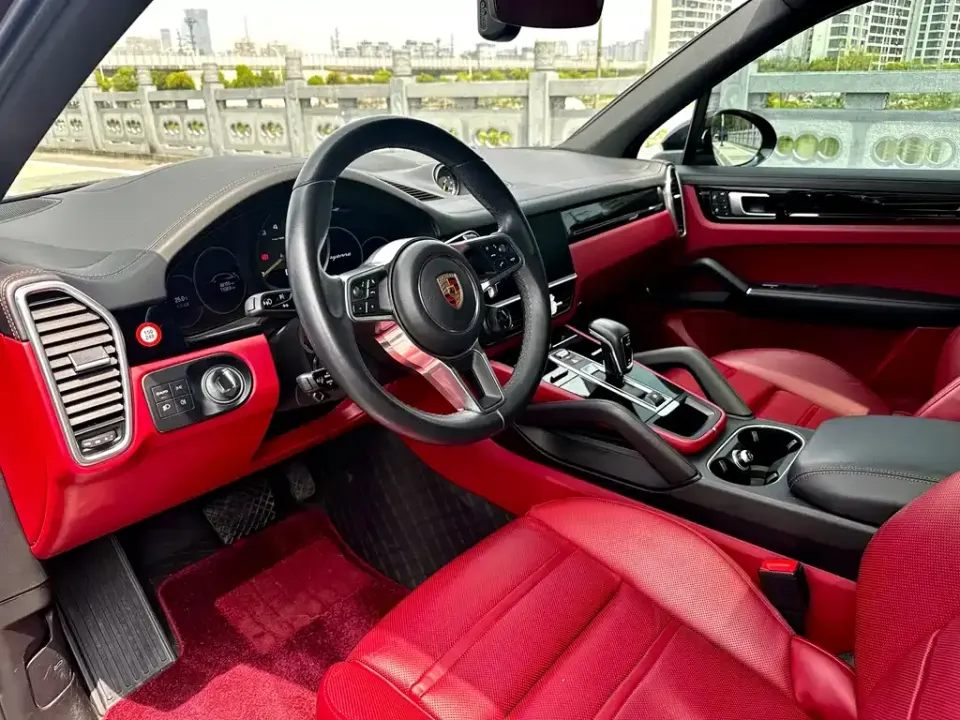 Porsche Cayenne Hybrid