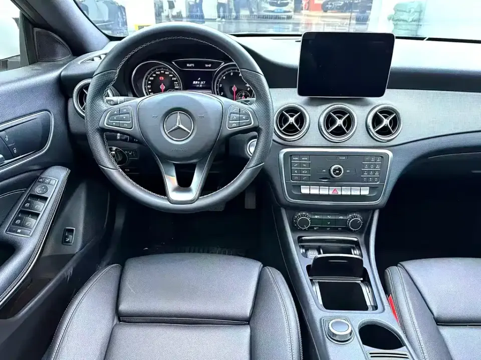Mercedes-Benz CLA (Import)