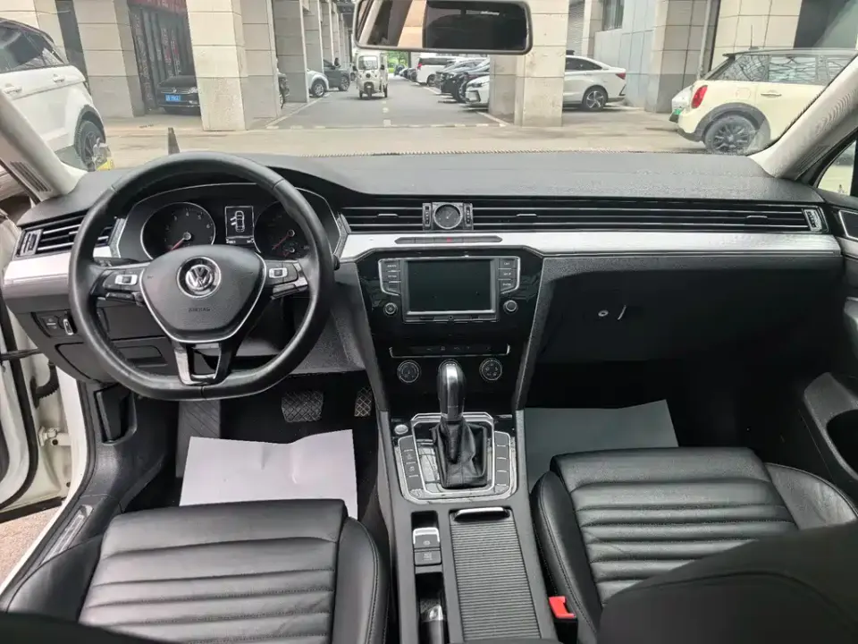 Volkswagen Magotan