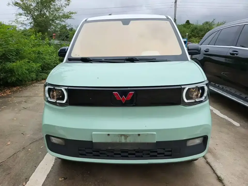 Wuling MINIEV