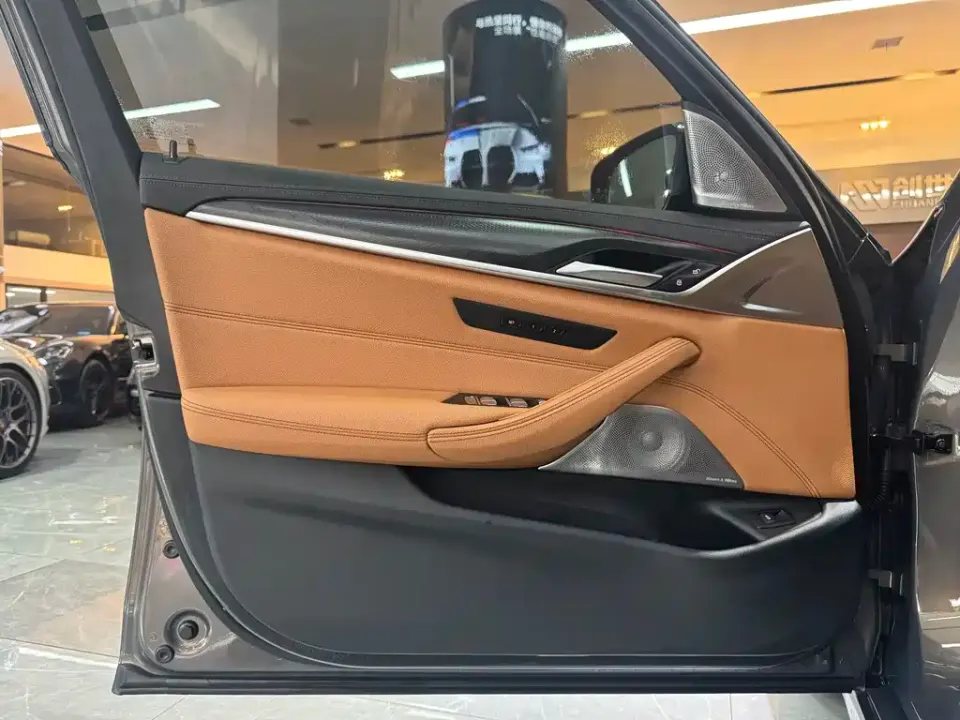 BMW 5 Series (Import)
