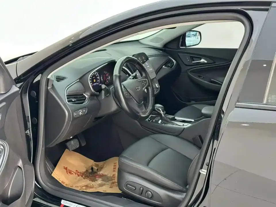 Chevrolet Malibu XL