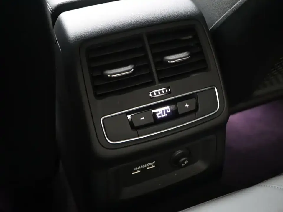 Audi A5 (Import)