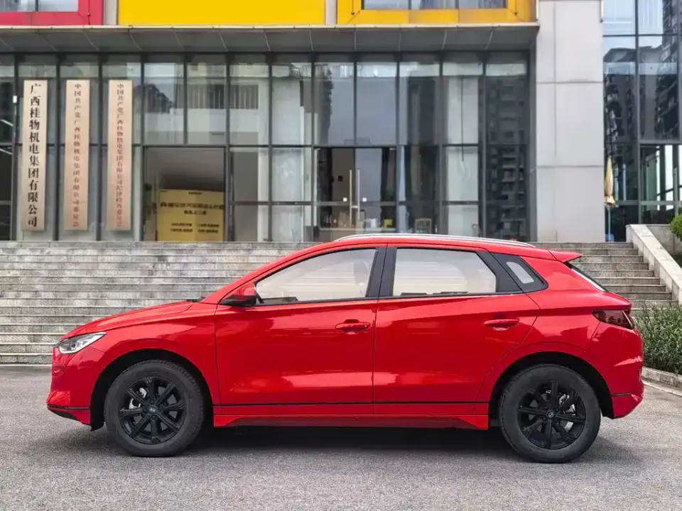 BYD e2