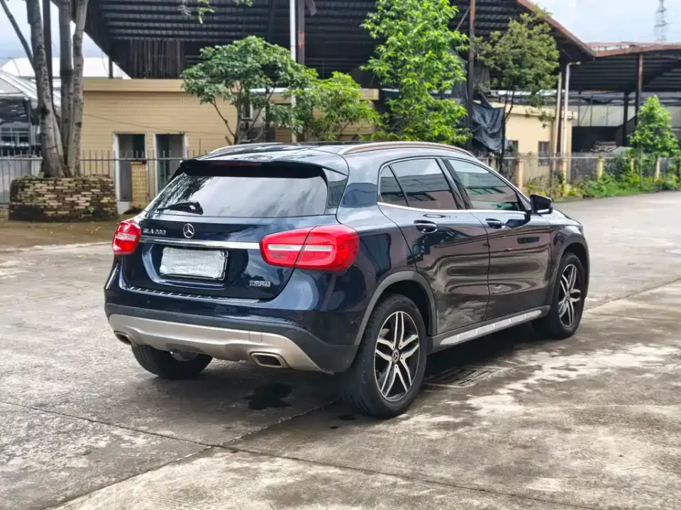Mercedes-Benz GLA