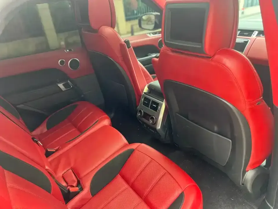 Land Rover Sport