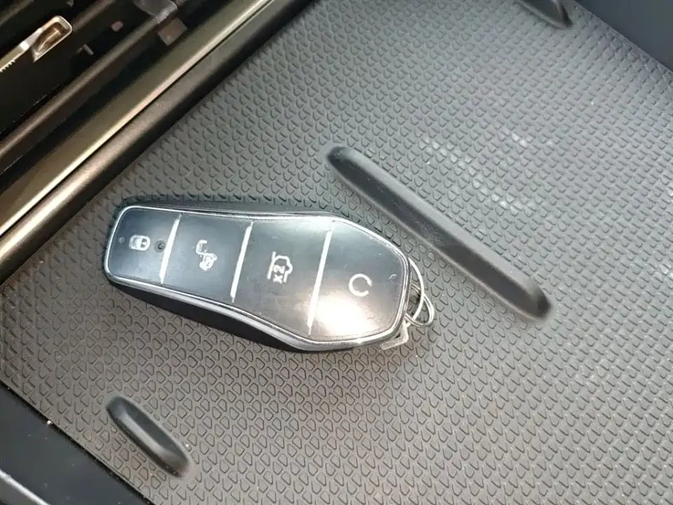 BYD Qin L