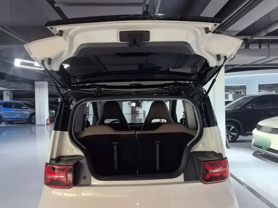 Wuling MINIEV