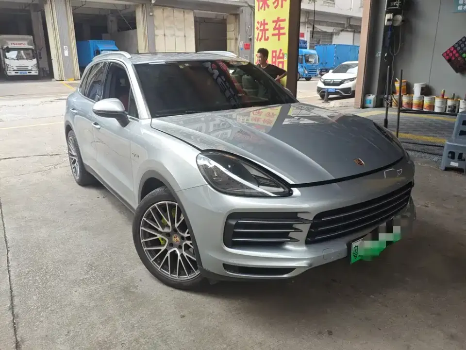 Porsche Cayenne Hybrid