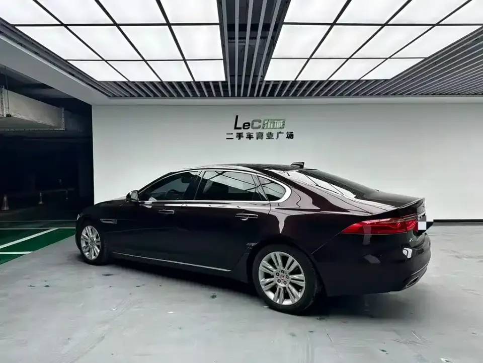 Jaguar XFL