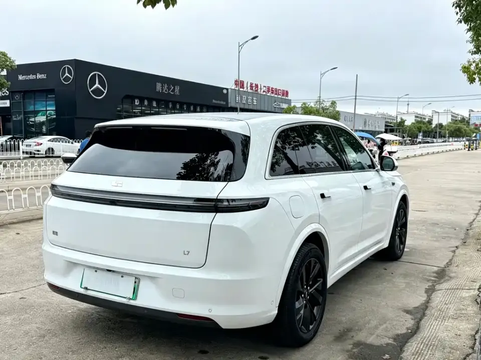 Li Li L7