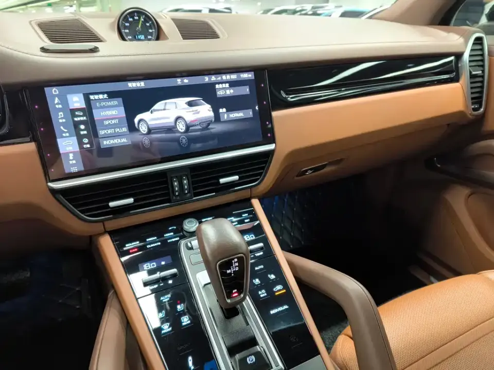 Porsche Cayenne Hybrid