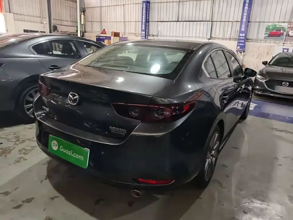 Mazda 3 Axela