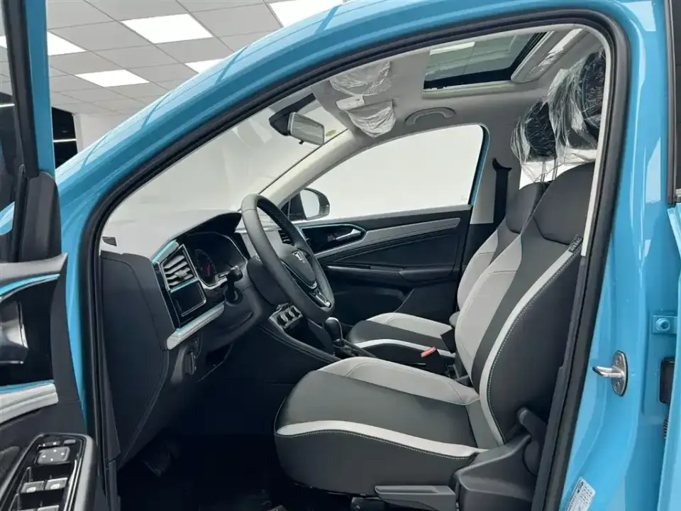 Jetta VS5