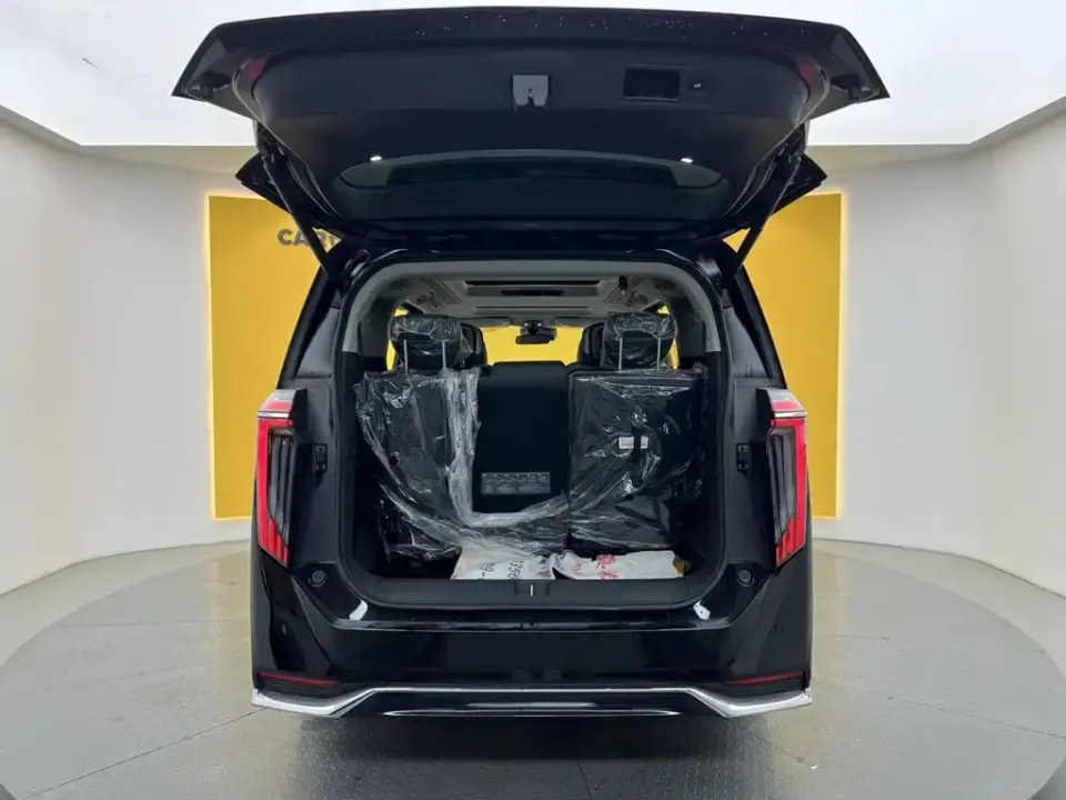 GAC Trumpchi M8