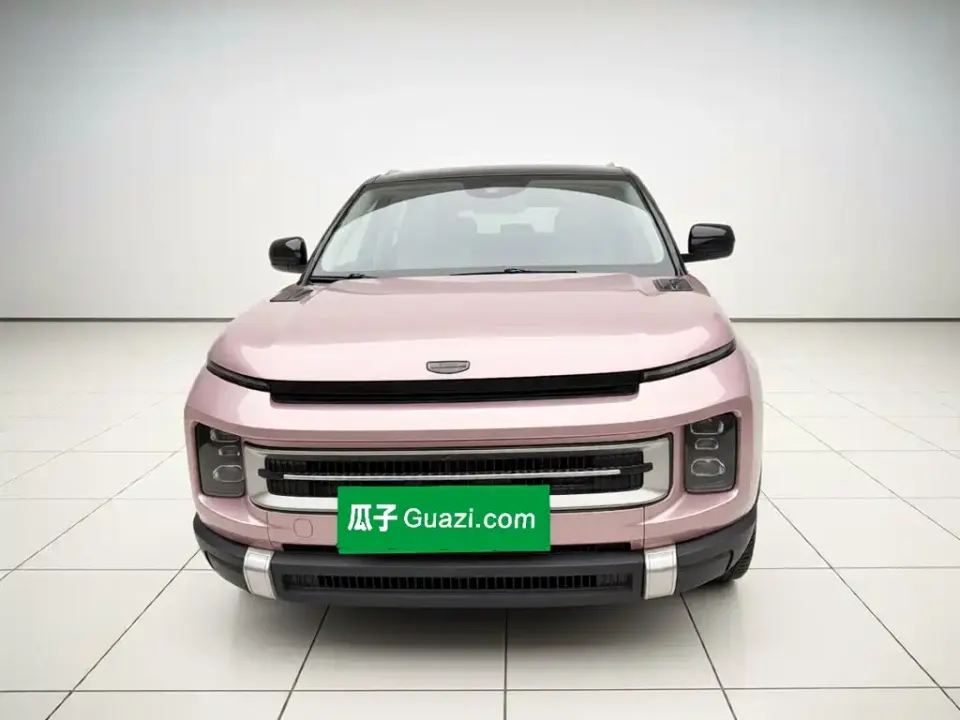 Geely ICON