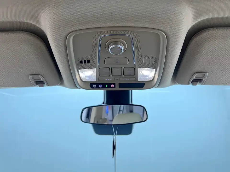 Buick GL8 Hybrid