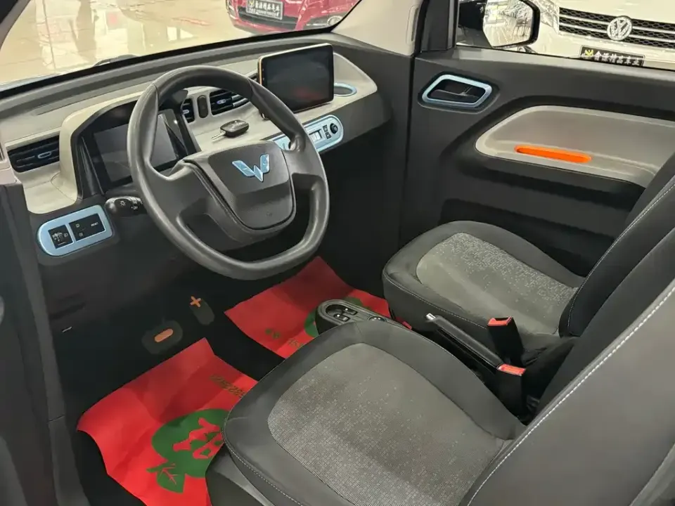 Wuling MINIEV