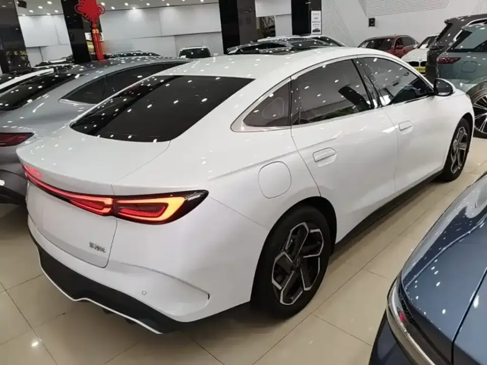 BYD Seal 06
