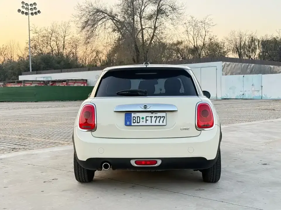 MINI Mini