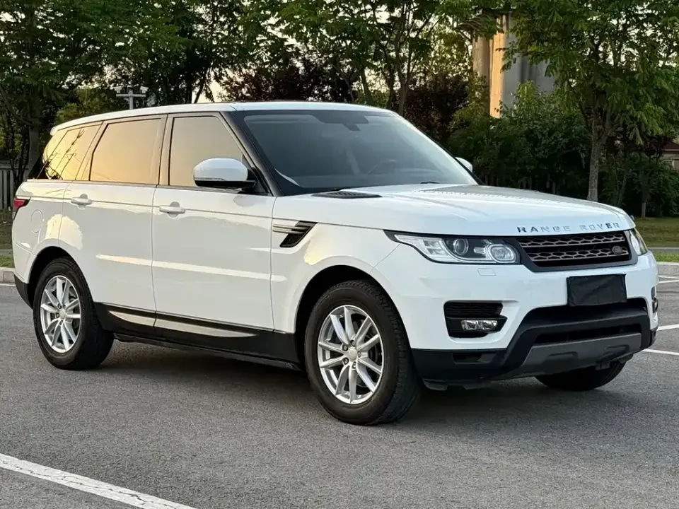Land Rover Sport