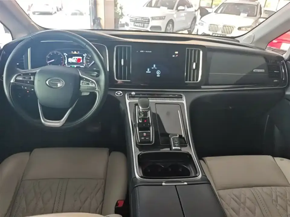 GAC Trumpchi M8