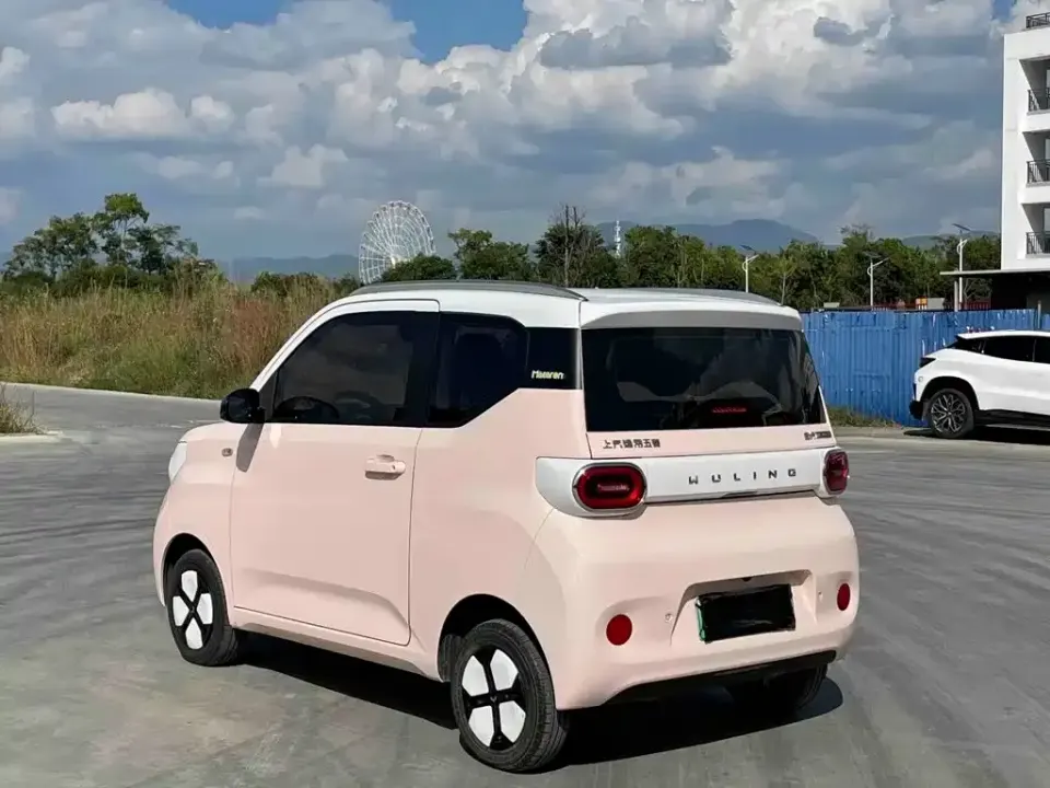 Wuling MINIEV