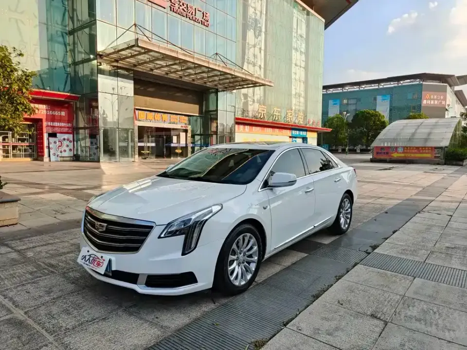 Cadillac XTS