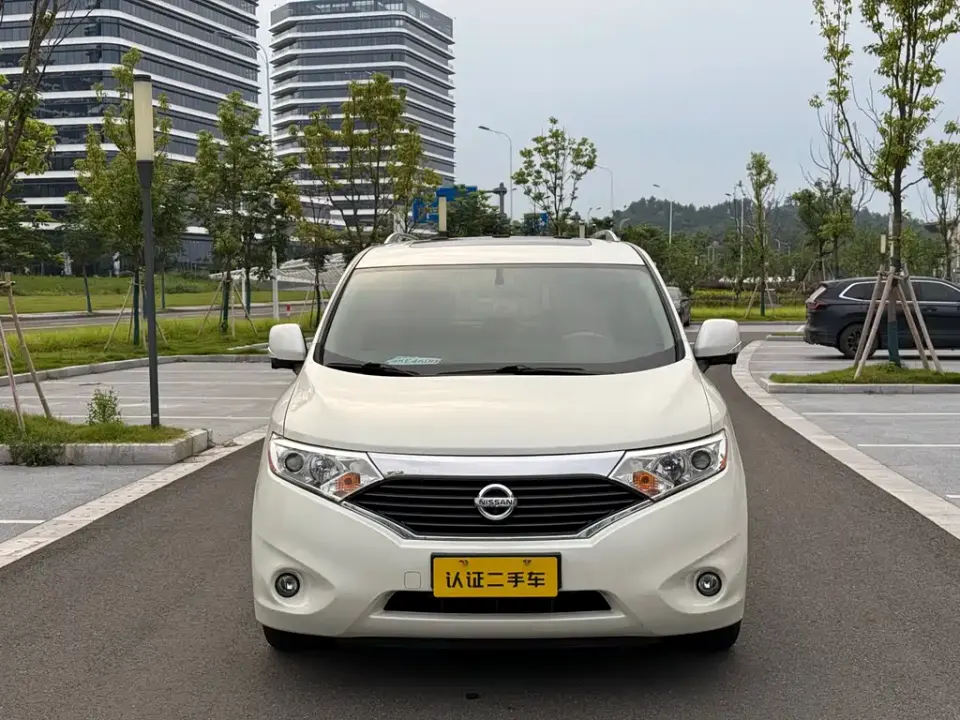 Nissan Quest