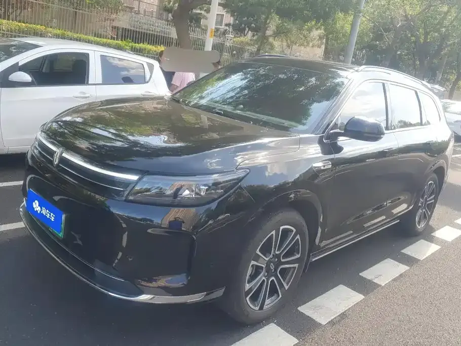 AITO M7