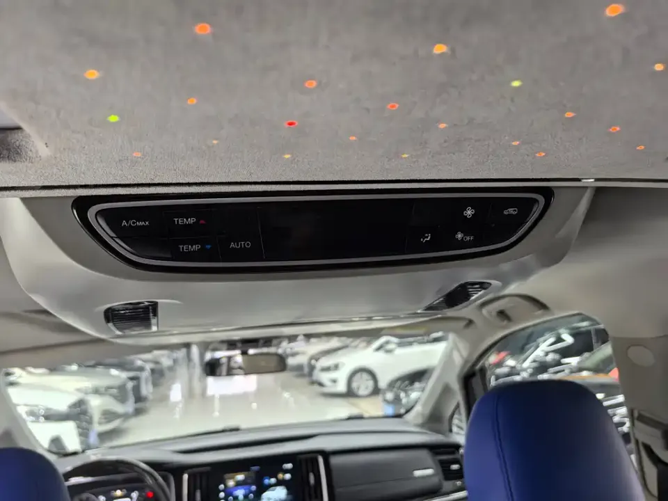 GAC Trumpchi M8
