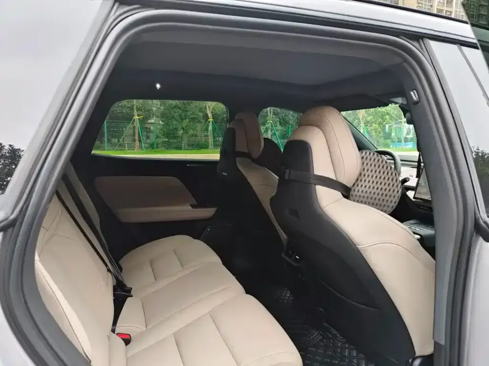 Volvo XC70 PHEV