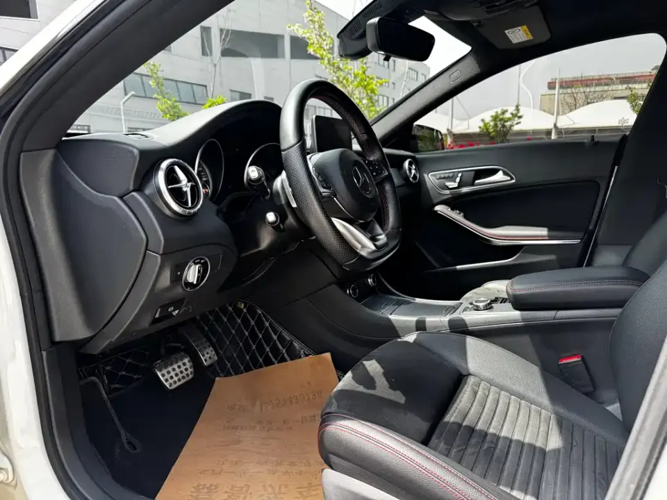 Mercedes-Benz CLA (Import)