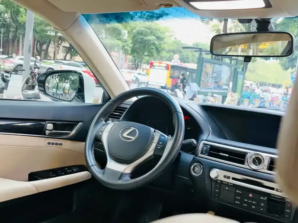 Lexus GS
