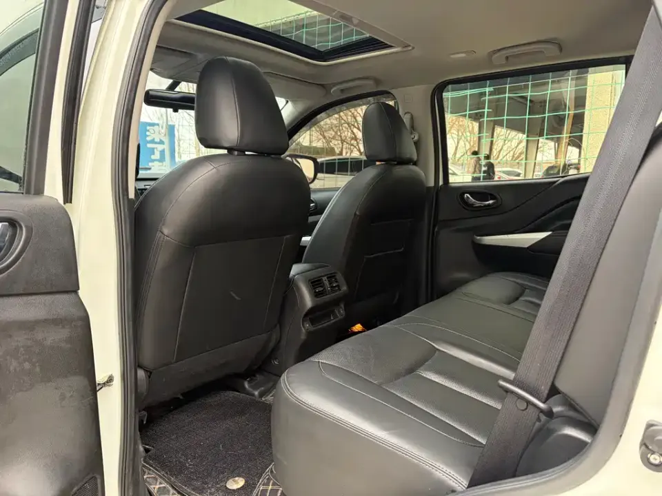 Nissan Terra