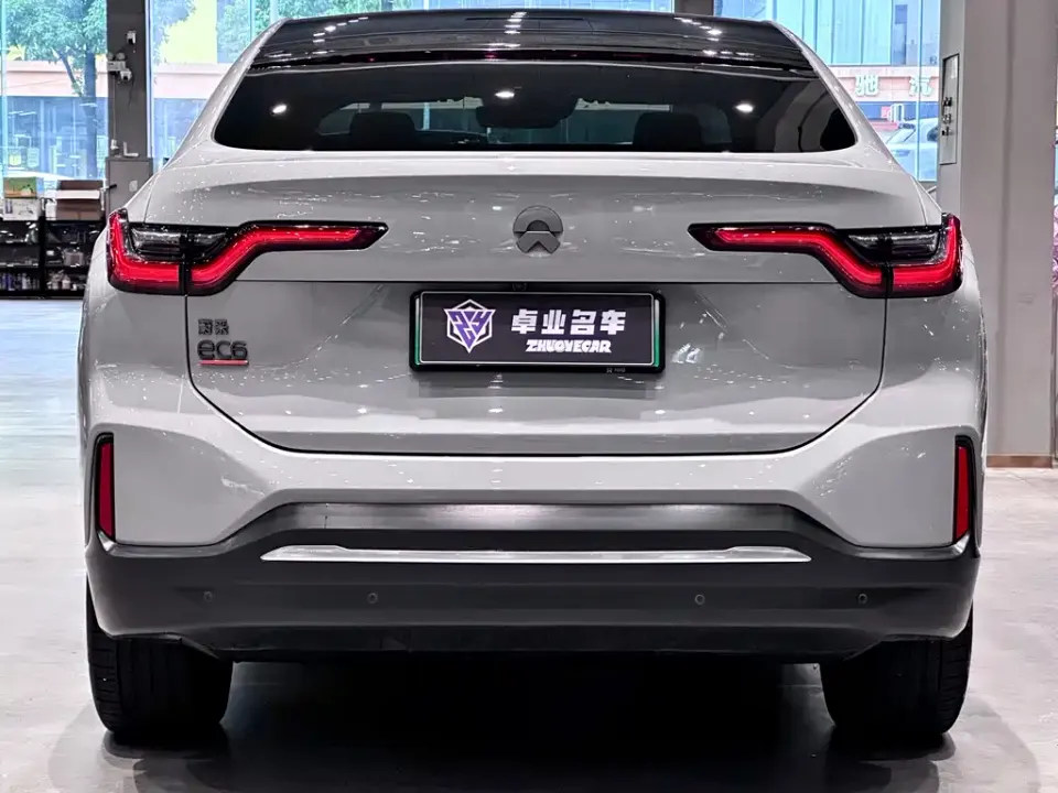Nio EC6