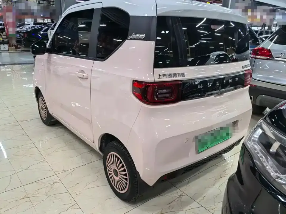 Wuling MINIEV