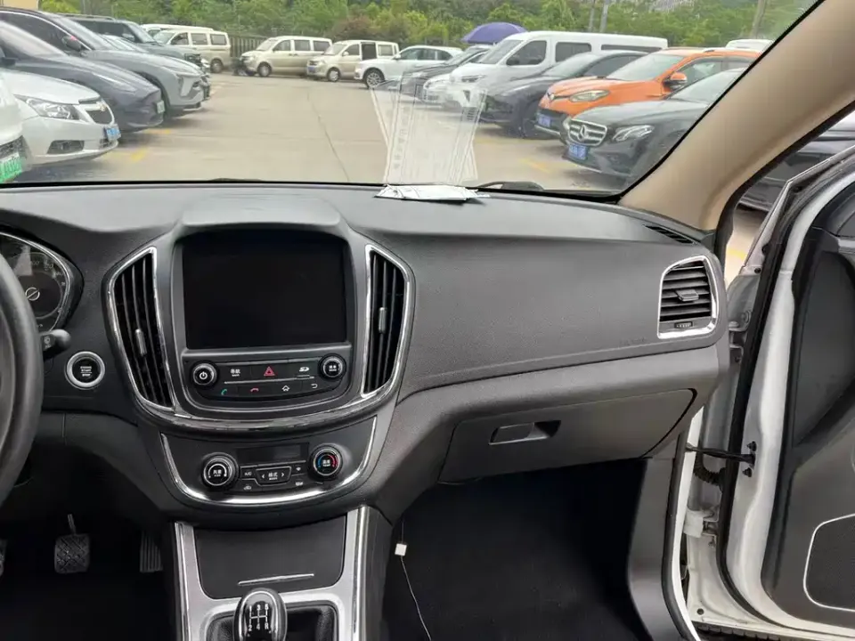 Baojun 560