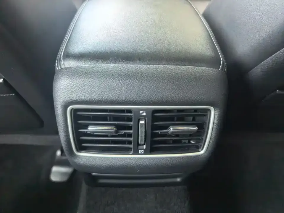 Infiniti Q50L