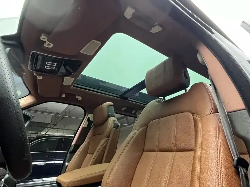 Land Rover Sport