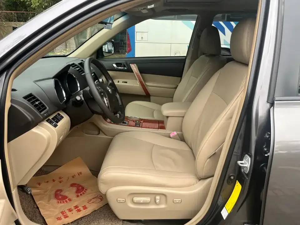 Toyota Highlander (Import)