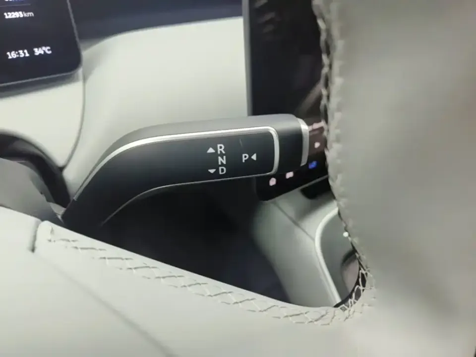 Nio ET5T