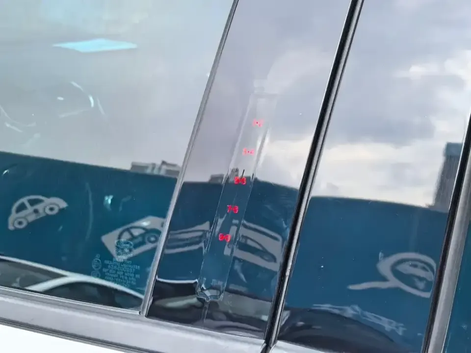 Ford Explorer (Import)