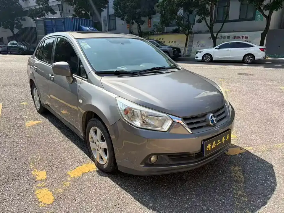 Venucia D50