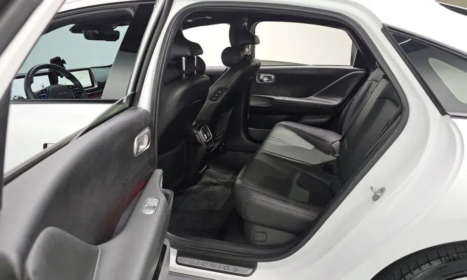 Hyundai Ioniq6