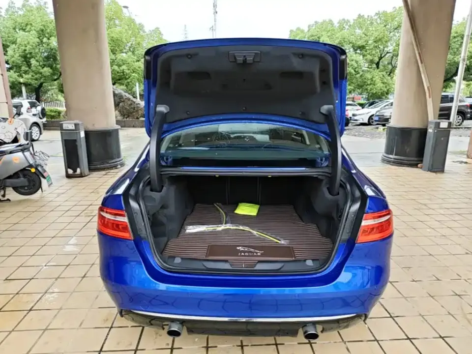 Jaguar XEL