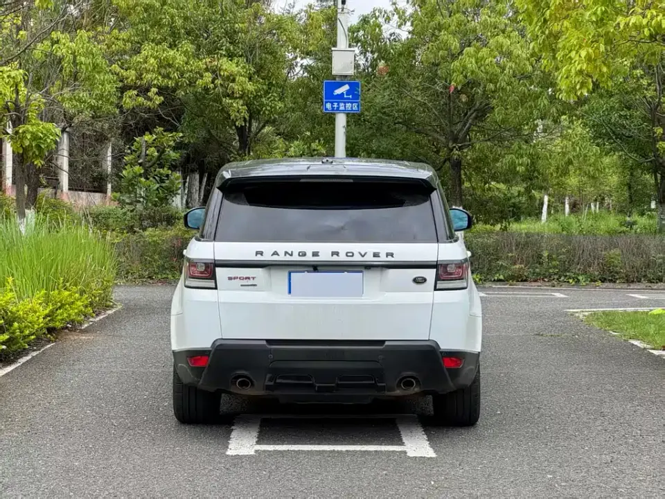 Land Rover Sport
