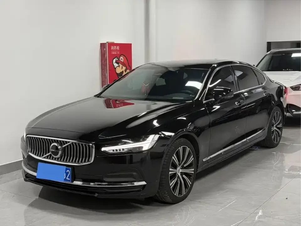 Volvo S90