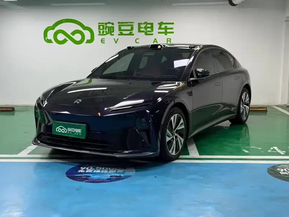 Nio ET5