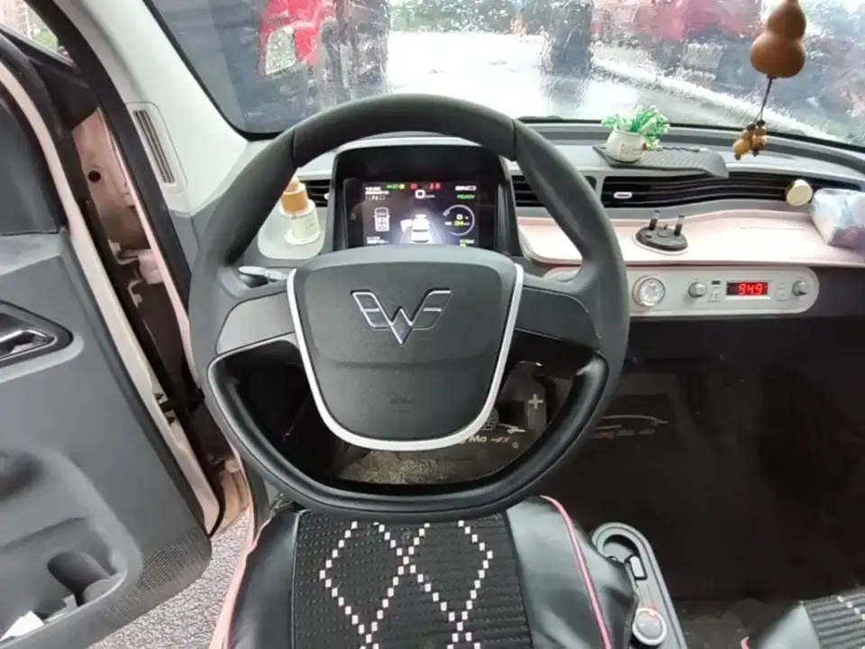 Wuling MINIEV